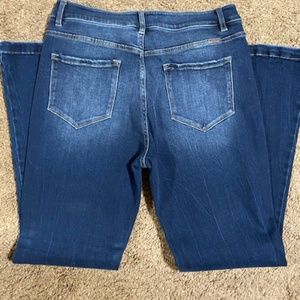 KanCan Signature Jean, Flare, 32